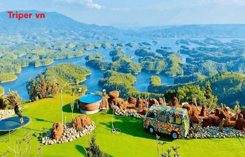 NGÀY 01: TP.HCM - TÀ ĐÙNG - BUÔN MA THUỘT (Ăn: Sáng, trưa, tối)