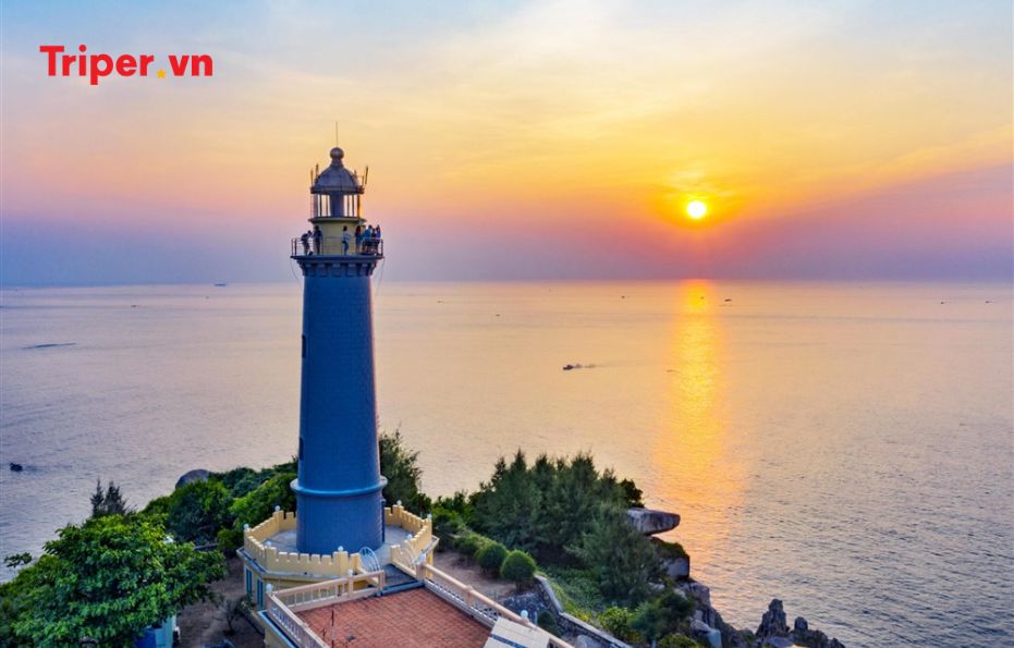 NGÀY 1: TP HỒ CHÍ MINH – TUY HÒA (Ăn trưa, tối) 