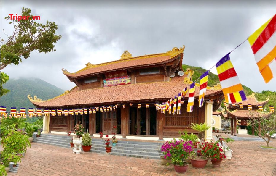 NGÀY 01: CẢNG BẾN ĐẦM/SÂN BAY CÔN ĐẢO – NHÀ TÙ CÔN ĐẢO – NGHĨA TRANG HÀNG DƯƠNG – MỘ CÔ VÕ THỊ SÁU
