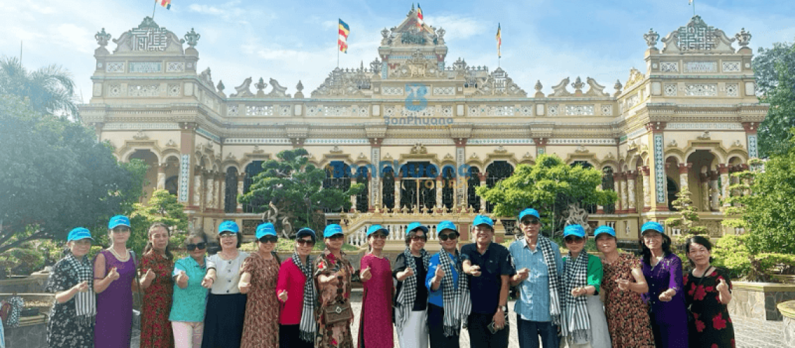 công ty du lịch bốn phương