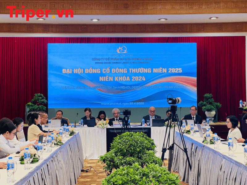 công ty du lịch hương giang