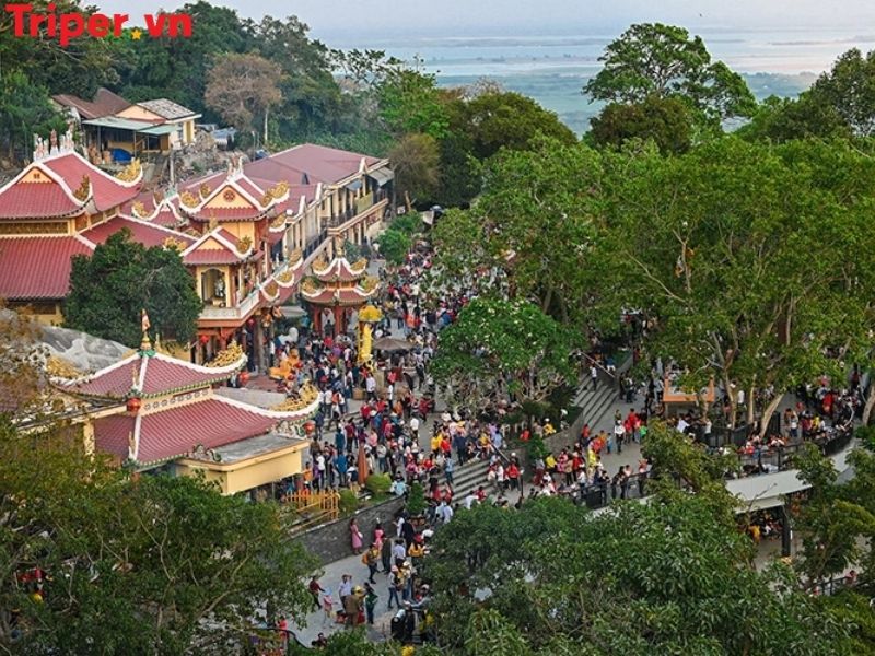Thông tin các tour nổi bật tại công ty du lịch Núi Bà Đen