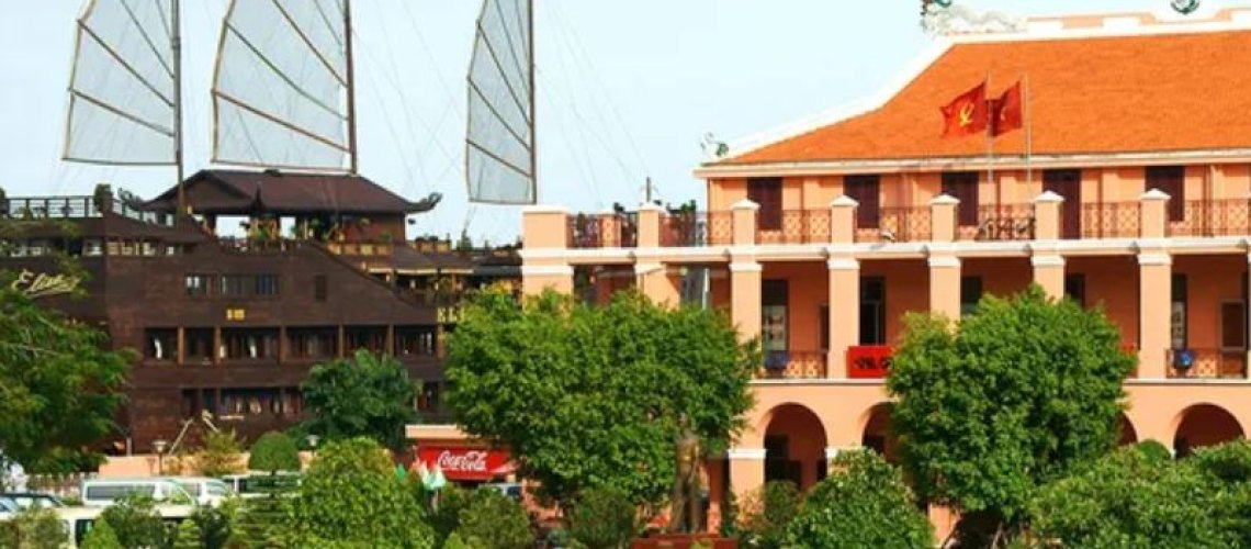 Vì sao nên chọn một công ty du lịch tại phường Xóm Chiếu