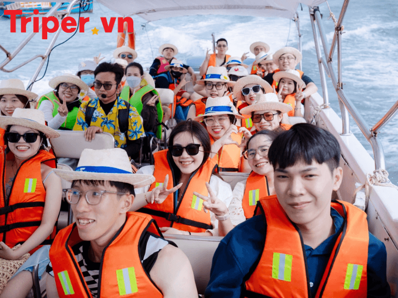 công ty du lịch f5 (1)