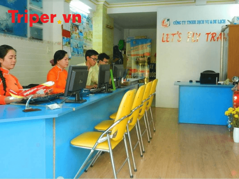 Giới thiệu về công ty du lịch Let's Fly Travel