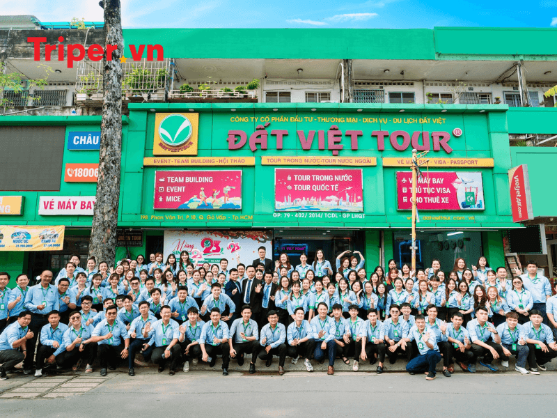1. Công ty cổ phần đầu tư thương mại dịch vụ du lịch Đất Việt (Đất Việt Tour)