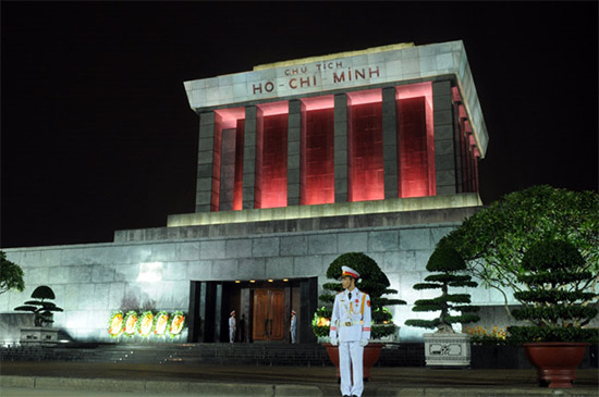 Lăng Chủ tịch Hồ Chí Minh - Hướng dẫn tham quan chi tiết A - Z 7 3. Lăng Chủ Tịch Hồ Chí Minh Có Bao Nhiêu Km Diện Tích – Cách Tham Quan – Phương Tiện Gì