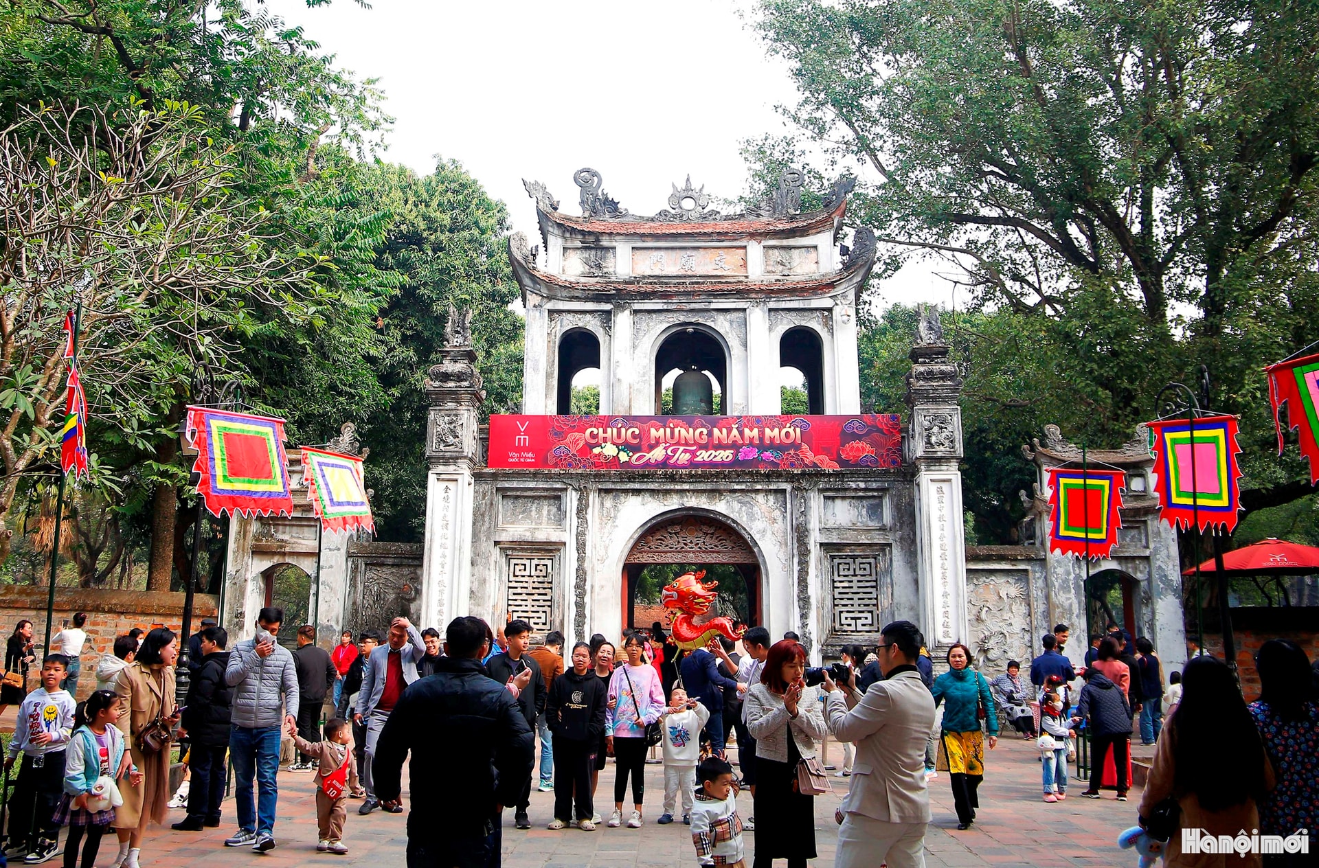 Văn Miếu - Quốc Tử Giám biểu tượng văn hóa Việt Nam 7 Các Phương Tiện Đi Văn Miếu Quốc Tử Giám Hà Nội Phổ Biến Nhất