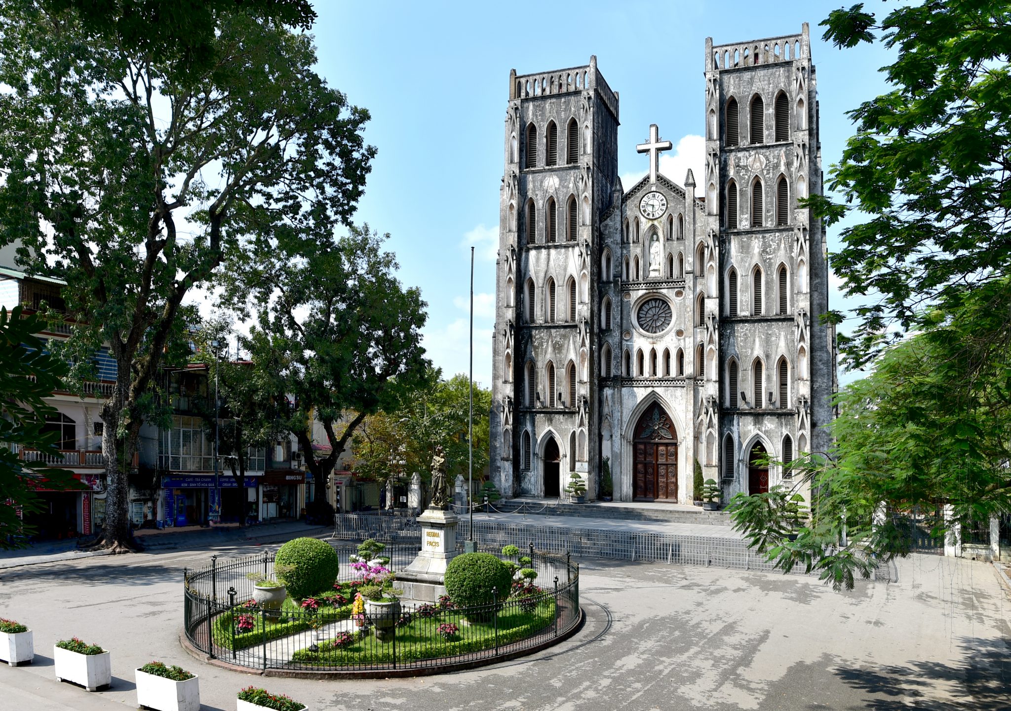 Nhà thờ Lớn Hà Nội - Khám phá nhà thờ cổ đẹp nhất thủ đô 10 Kinh Nghiệm Du Lịch Nhà Thờ Lớn Hà Nội Hữu Ích