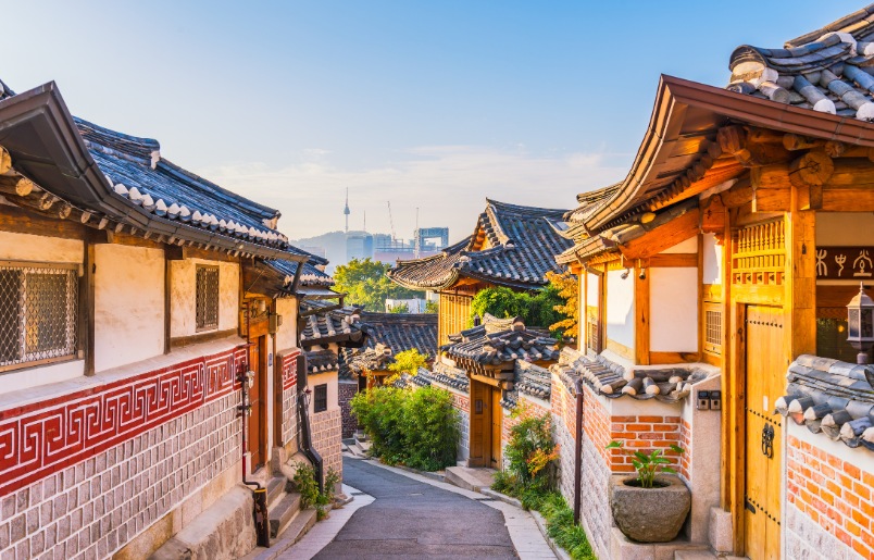 Hàn Quốc Nổi Bật Với Làng Hanok Bukchon Và Văn Hóa Đặc Sắc.