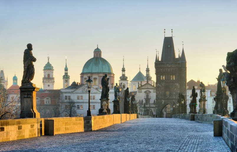 Cầu Charles là địa danh nổi tiếng nhất tại thủ đô Praha Cầu Charles Là Địa Danh Nổi Tiếng Nhất Tại Thủ Đô Praha