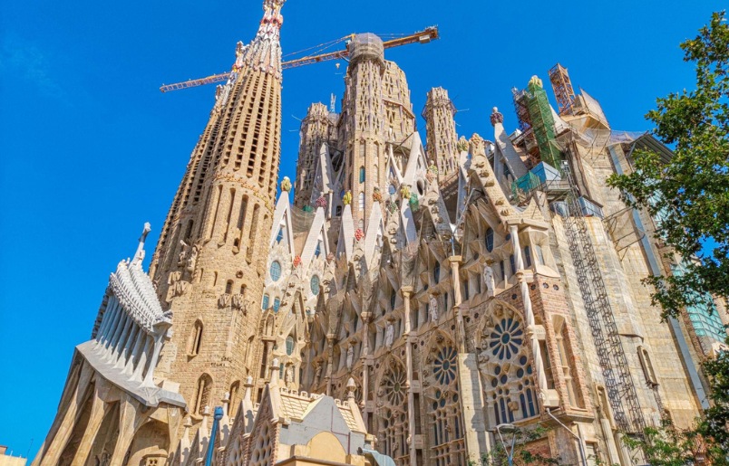 Sagrada Familia là công trình kiến trúc biểu tượng của Tây Ban Nha Sagrada Familia Là Công Trình Kiến Trúc Biểu Tượng Của Tây Ban Nha