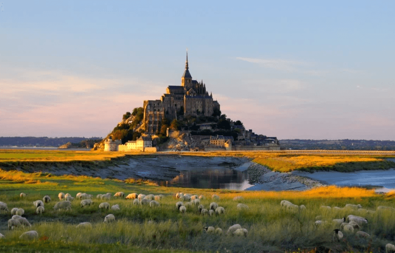 Mont Saint-Michel – Đảo Đá Thủy Triều Nổi Tiếng Tại Pháp